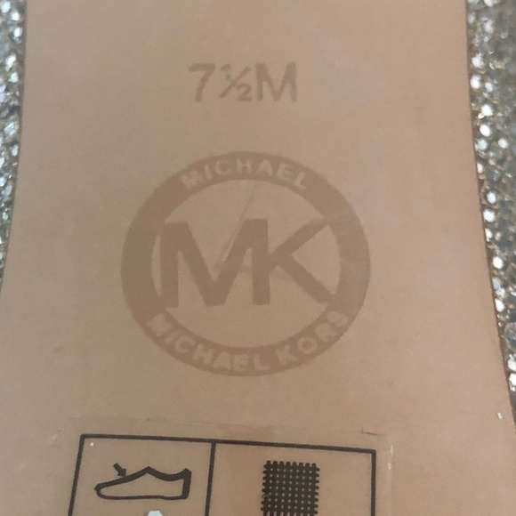 Michael Kors shoes - Picture 12 of 16